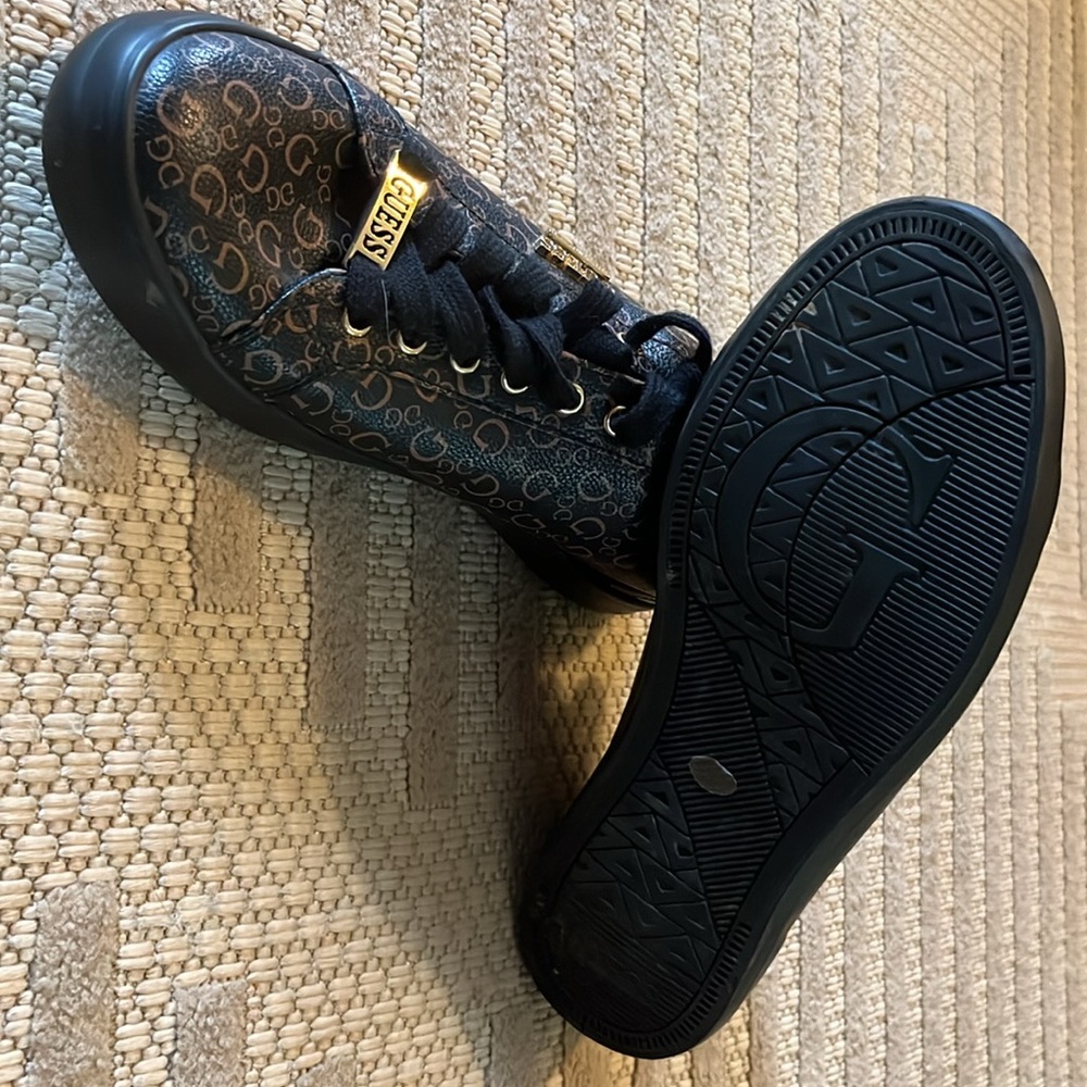 Men’s Guess Shoes
